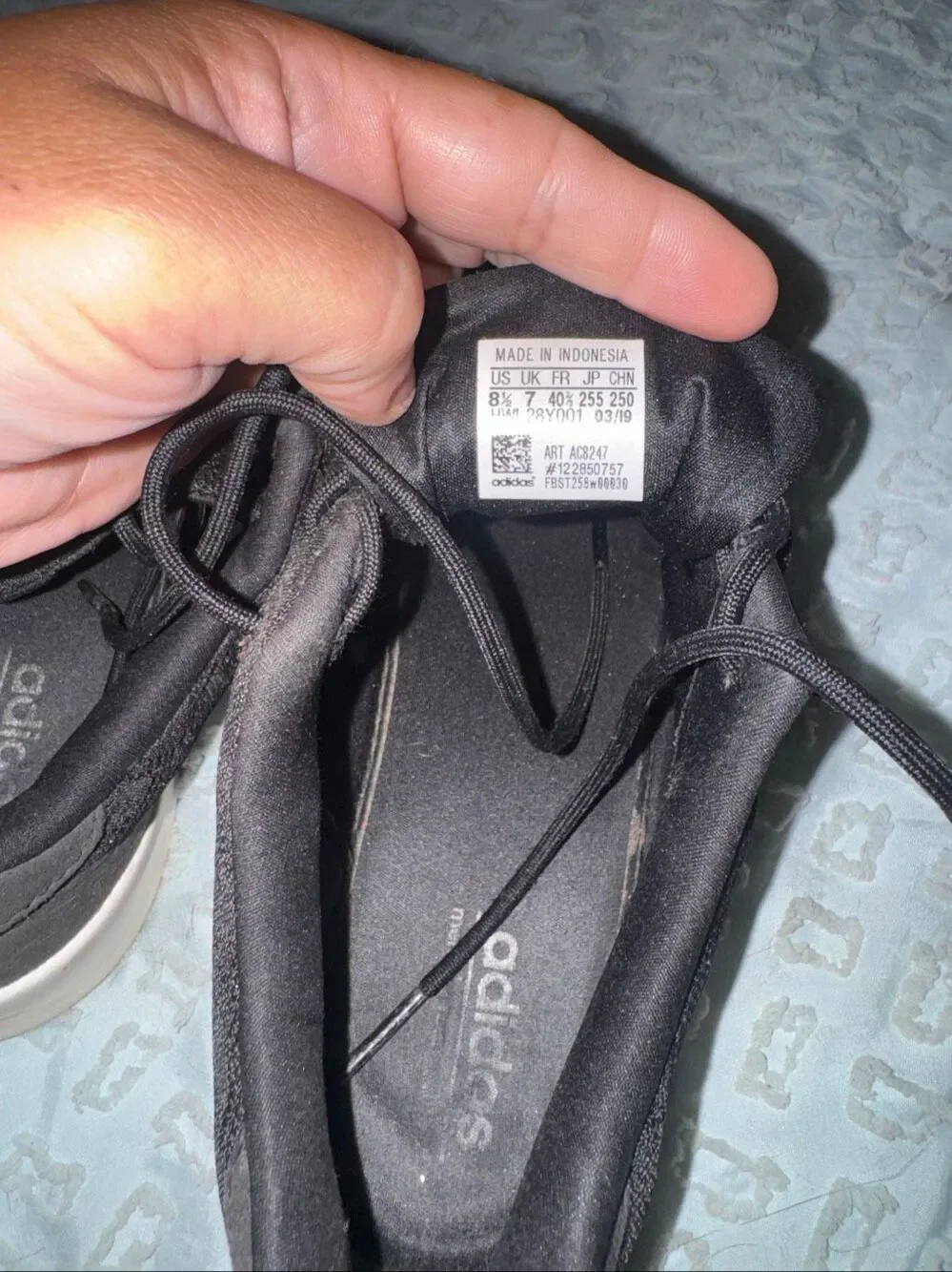 Adidas cloudfoam sneakers size 8.5